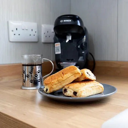 Hidden Gem With Bags Of Space. 3 Bed Town House Appartamento *