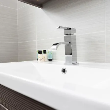 Hidden Gem With Bags Of Space. 3 Bed Town House Loftus